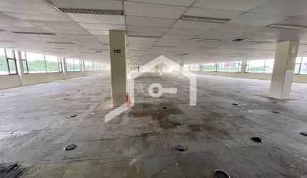 Sala comercial para alugar na Antônio Nagib Ibrahim, 350, Lapa de Baixo, São Paulo por R$ 239.450