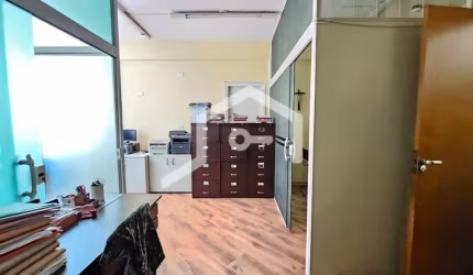 Sala comercial para alugar na Largo São Francisco, 34, Sé, São Paulo por R$ 2.500