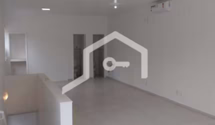 Sala comercial para alugar na Rua Américo Brasiliense, 1627, Chácara Santo Antônio, São Paulo por R$ 2.900
