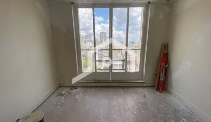 Sala comercial para alugar na Rua Doutor Miguel Couto, 152, Centro, São Paulo por R$ 4.500