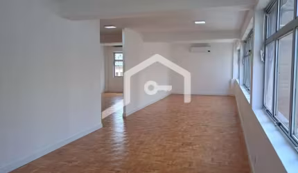 Sala comercial para alugar na Rua Jesuíno Arruda, 797, Itaim Bibi, São Paulo por R$ 8.500
