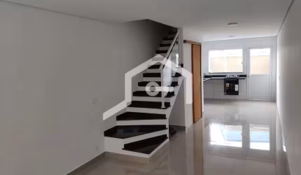 Casa em condomínio fechado com 2 quartos para alugar na Maria Antônia Carmona, 86, Vila Romano, São Paulo por R$ 3.500