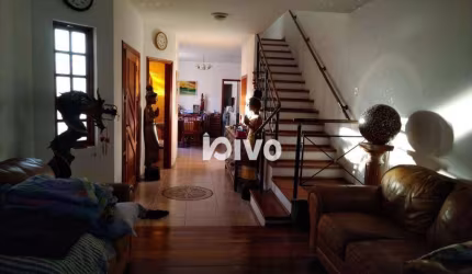 Casa com 4 quartos e 6 vagas à venda, 335 m² por R$ 1.750.000 - Planalto Paulista