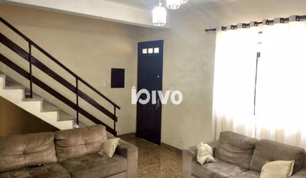 Sobrado com 3 quartos e 1 vaga à venda, 118 m² por R$ 850.000 - Chácara Inglesa