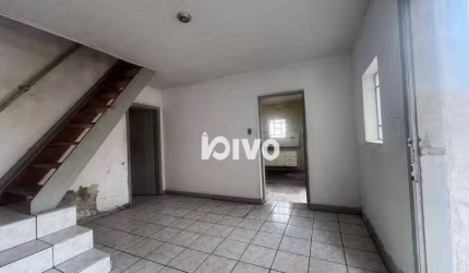 Casa com 3 quartos à venda, 153 m² por R$ 320.000 - Vila Carbone