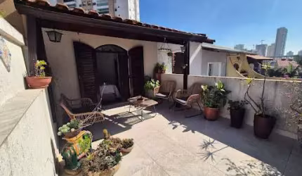 Sobrado com 2 quartos à venda, 120 m² por R$ 735.000 - Vila Gumercindo