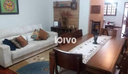 Sobrado com 3 quartos e 4 vagas à venda, 145 m² por R$ 2.010.000 - Vila Mariana
