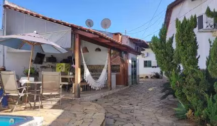 Casa à venda 3 Quartos, 1 Suite, 3 Vagas, 357M², Vila Brasília, Aparecida de Goiânia - GO