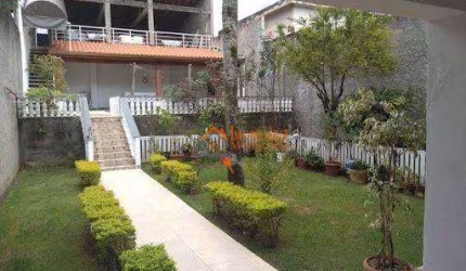 Sobrado com 4 dormitórios à venda, 400 m² por R$ 1.100.000,00 - Jordanópolis - Arujá/SP