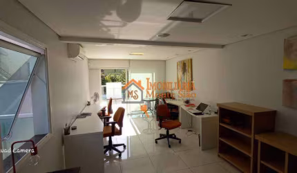Sobrado com 3 dormitórios à venda, 226 m² por R$ 950.000,00 - Parque Renato Maia - Guarulhos/SP