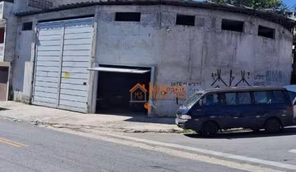 Galpão para alugar, 260 m² - Jardim Adriana - Guarulhos/SP