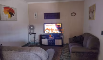 Casa com 6 dormitórios à venda, 300 m² por R$ 700.000,00 - Taboão - Guarulhos/SP