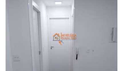 Apartamento com 2 dormitórios à venda, 44 m² por R$ 340.000,00 - Vila das Bandeiras - Guarulhos/SP
