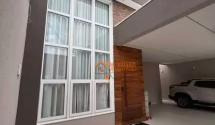 Casa com 3 dormitórios à venda, 250 m² por R$ 1.384.500,00 - Jardim Adriana - Guarulhos/SP
