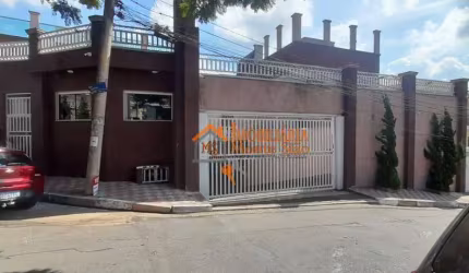 Sobrado com 3 dormitórios à venda, 300 m² por R$ 1.400.000,00 - Parque Renato Maia - Guarulhos/SP