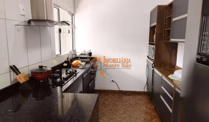 Sobrado à venda com 3 casas, 250 m² por R$ 450.000 - Parque Primavera - Guarulhos/SP