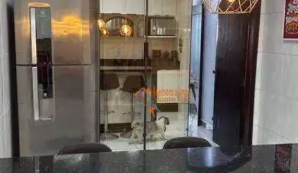 Sobrado com 3 dormitórios à venda, 200 m² por R$ 958.500,00 - Jardim Aida - Guarulhos/SP