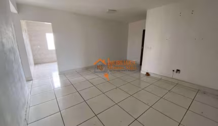 Kitnet com 2 dormitórios para alugar por R$ 1.572,00/mês - Vila das Palmeiras - Guarulhos/SP