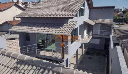 Sobrado com 4 dormitórios à venda, 309 m² por R$ 1.500.000,00 - Centro - Arujá/SP