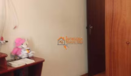 Apartamento com 3 dormitórios à venda, 64 m² por R$ 300.000,00 - Parque Cecap - Guarulhos/SP