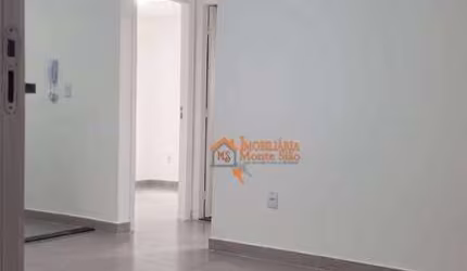 Apartamento com 2 dormitórios à venda, 42 m² por R$ 230.000,00 - Água Chata - Guarulhos/SP