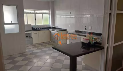 Sobrado com 5 dormitórios à venda, 210 m² por R$ 1.300.000,00 -  Cidade Parquelândia - Mogi das Cruzes/SP