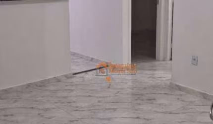 Apartamento com 2 dormitórios à venda, 47 m² por R$ 190.000,00 - Água Chata - Guarulhos/SP
