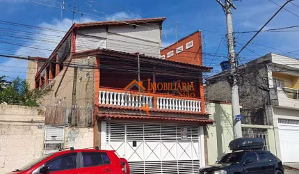 Sobrado com 3 dormitórios à venda, 230 m² por R$ 970.000,00 - Jardim Divinolândia - Guarulhos/SP