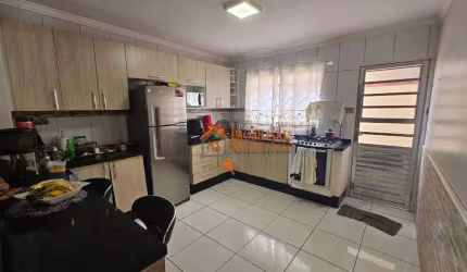 Casa com 3 dormitórios à venda por R$ 655.000,00 - Jardim Presidente Dutra - Guarulhos/SP