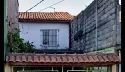 Sobrado com 2 dormitórios à venda, 120 m² por R$ 320.000,00 - Jardim Presidente Dutra - Guarulhos/SP