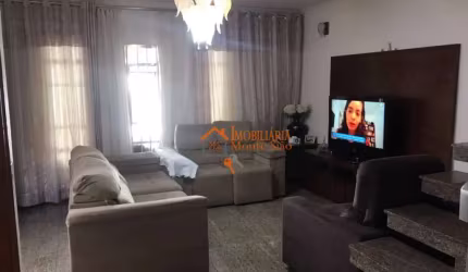 Sobrado com 3 dormitórios à venda, 190 m² por R$ 689.000,00 - Jardim Munhoz - Guarulhos/SP
