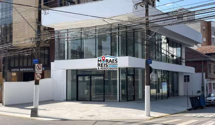 Ponto comercial para alugar na Avenida Ana Costa, 257, Gonzaga, Santos por R$ 45.000
