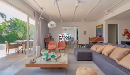 Casa com 3 quartos à venda na Avenida São Valério, 380, Jardim Guedala, São Paulo por R$ 6.000.000
