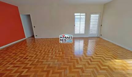 Casa comercial para alugar na Rua Diogo de Quadros, 404, Santo Amaro, São Paulo por R$ 6.500