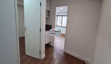 Sala comercial para alugar na Rua Doutor Alceu de Campos Rodrigues, 275, Vila Nova Conceição, São Paulo por R$ 3.990