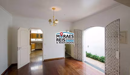 Casa com 3 quartos à venda na Praça Paul Harris, 119, Moema, São Paulo por R$ 2.100.000