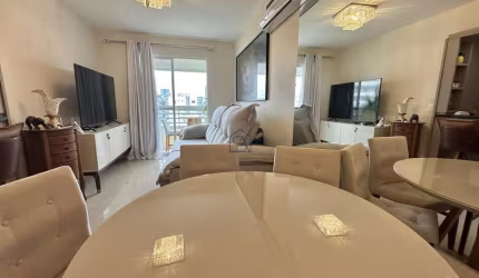 Apartamento mobiliado à venda em Barreiros