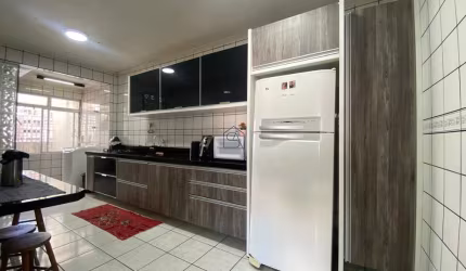 Apartamento com 02 quartos sendo 01 suíte 02 BWC localizado no Kobrasol - São José - SC.