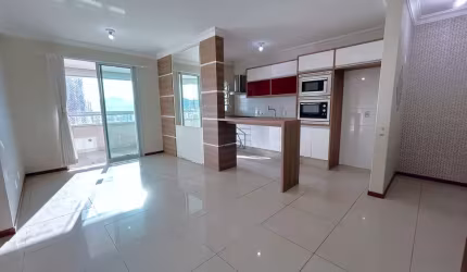 Apartamento  com 03 quartos sendo 01 suíte 02 BWC localizado em Barreiros - São José - SC.