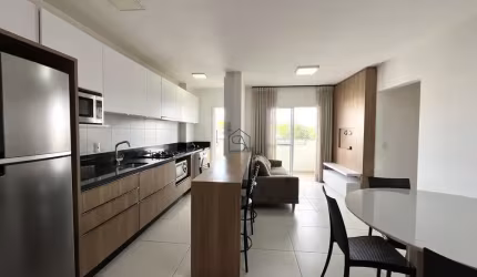 Apartamento com 03 quartos sendo 01 suíte 02 BWC localizado em Areias, São José - SC.