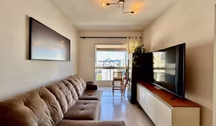 Apartamento com 03 quartos sendo 01 suíte 02 BWC localizado em Barreiros, São José - SC.