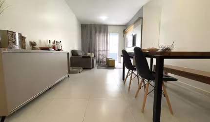 Apartamento com 02 quartos sendo 01 suíte 02 BWC localizado em Campinas, São José - SC.