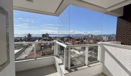 Apartamento com 03 quartos sendo 01 suíte 02 BWC localizado no Jardim Cidade de Florianópolis, São José - SC.