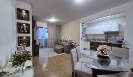 Apartamento com 02 quartos 01 BWC localizado em Barreiros, São José - SC.