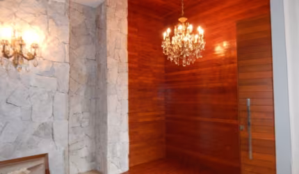 Vende-se casa alto padrão em Londrina