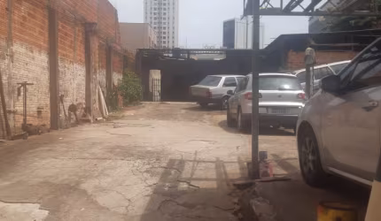 Vende-se Terreno Comercial no Centro
