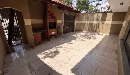 Casa com 3 quartos à venda na Rua Cadiz, 144, Jardim das Maravilhas, Santo André, 145 m2 por R$ 720.800