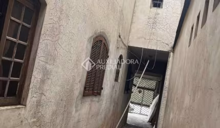 Casa com 6 quartos à venda na Rua Oswald de Andrade, 339, Jordanópolis, São Bernardo do Campo, 240 m2 por R$ 490.000