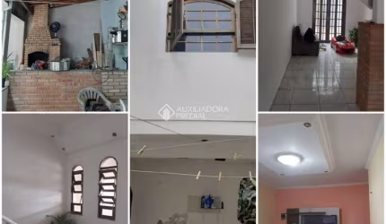 Casa com 4 quartos à venda na ENSEADA, 16, Conjunto Residencial Nova Bertioga, Mogi das Cruzes, 190 m2 por R$ 490.000