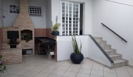 Casa com 3 quartos à venda na Rua Maria de Fátima, 453, Baeta Neves, São Bernardo do Campo, 205 m2 por R$ 900.000